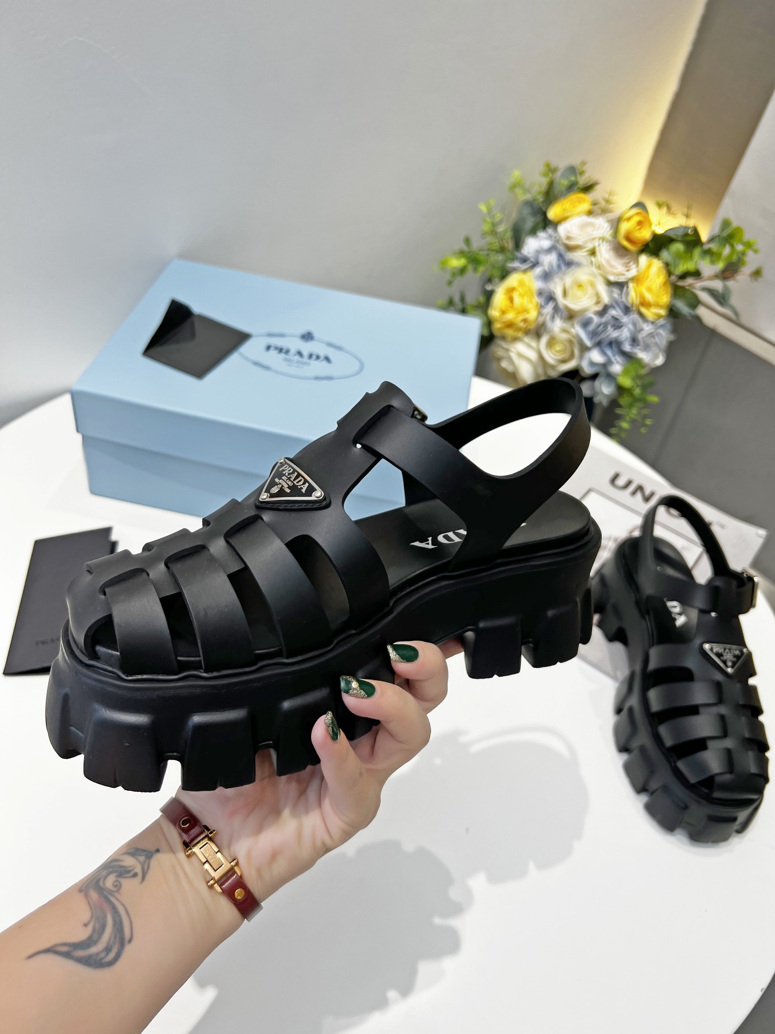 Women's high heels